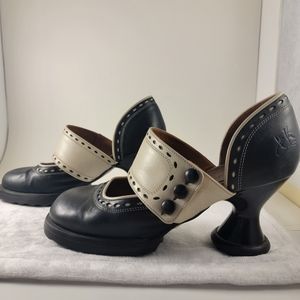 Fluevog "Zara" black and tan shoes, size 7
